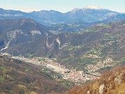 56 Vista poanoramica su Zogno con Corna Rossa e verso il Resegone